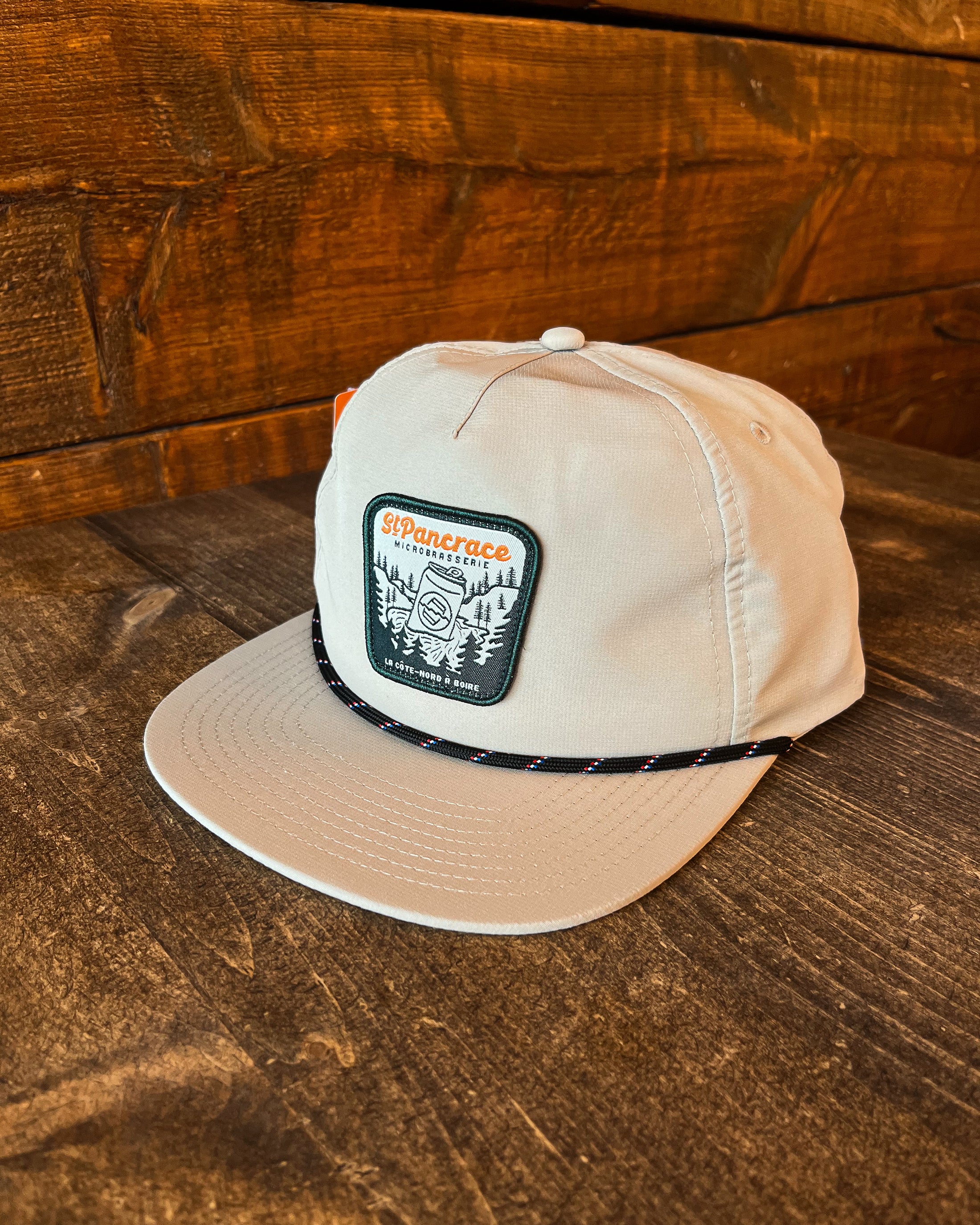 Casquette avec corde