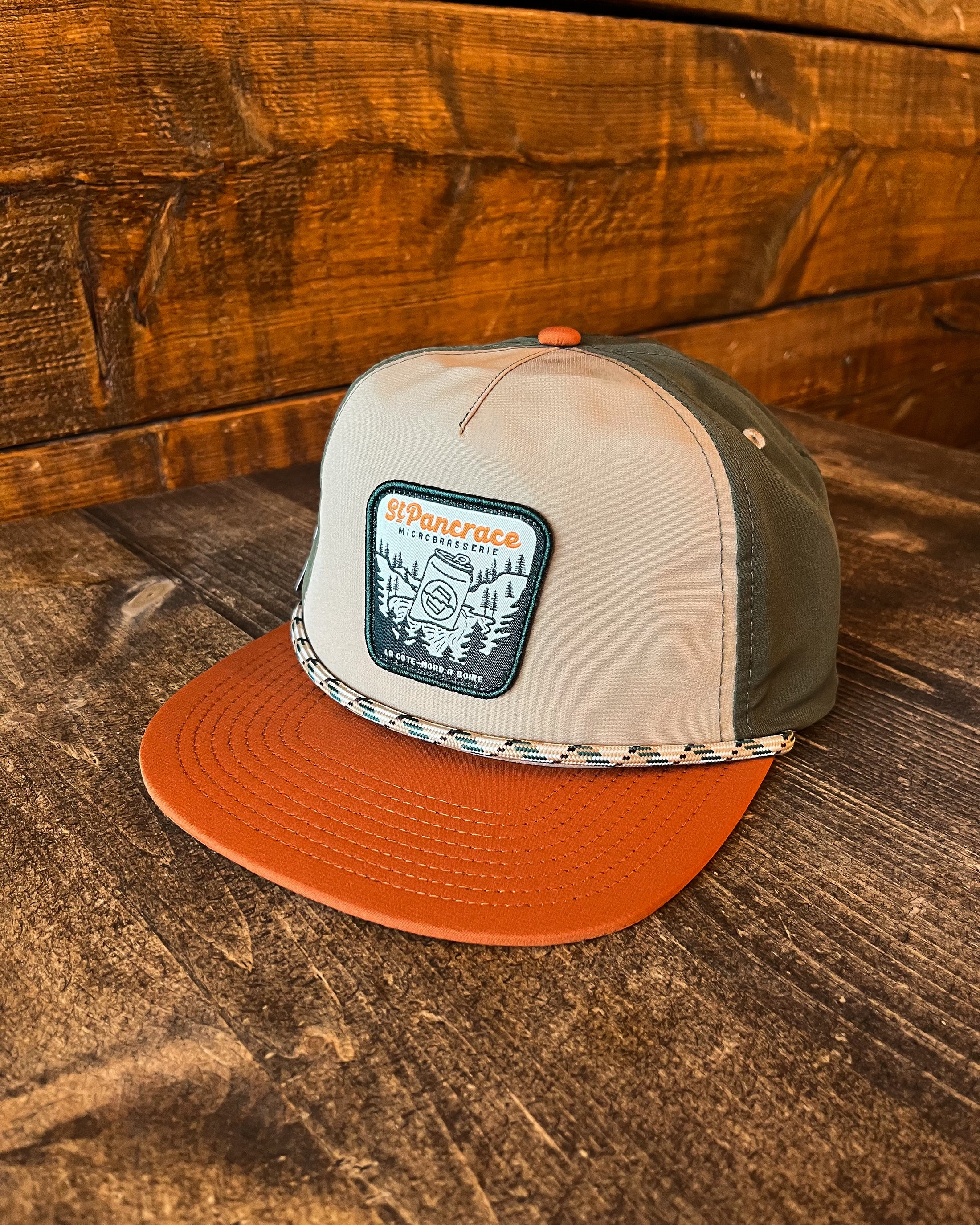 Casquette avec corde