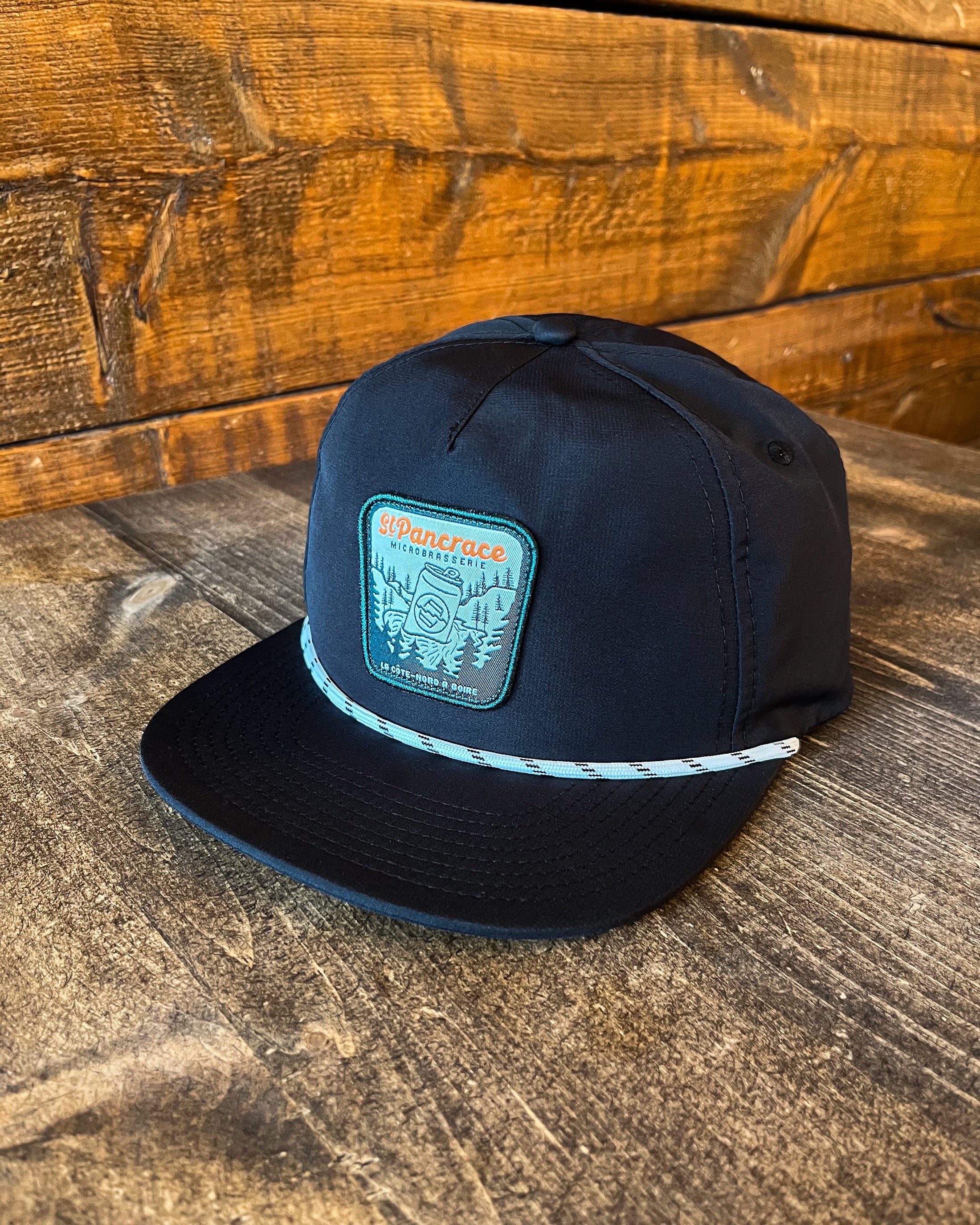 Casquette avec corde