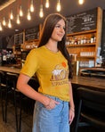 Charger l'image dans la visionneuse de la galerie, T-shirt vague jaune
