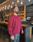 Charger l'image dans la visionneuse de la galerie, Crewneck Baie STP bourgogne
